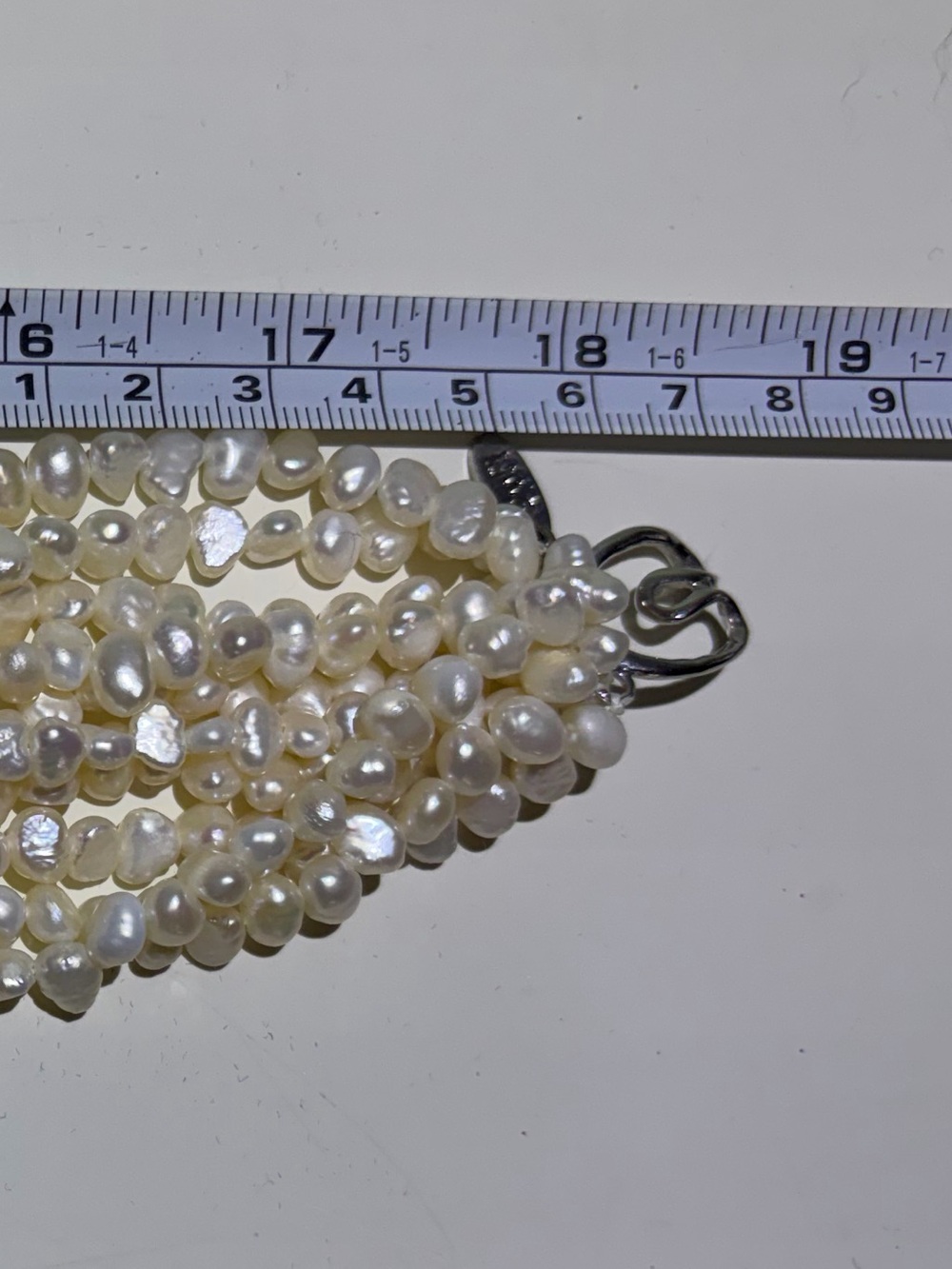 Multi-Strand Twisted Freeform Pearl & Glass Beaded Statement Choker Necklace. - Picture 7 of 7